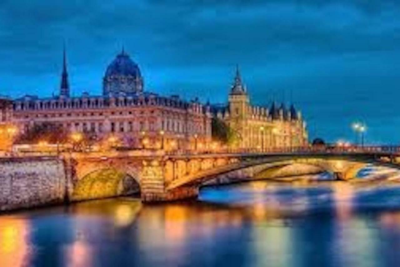 Charmant Studio Equipe Proche Paris Et Versailles Шавиль Экстерьер фото