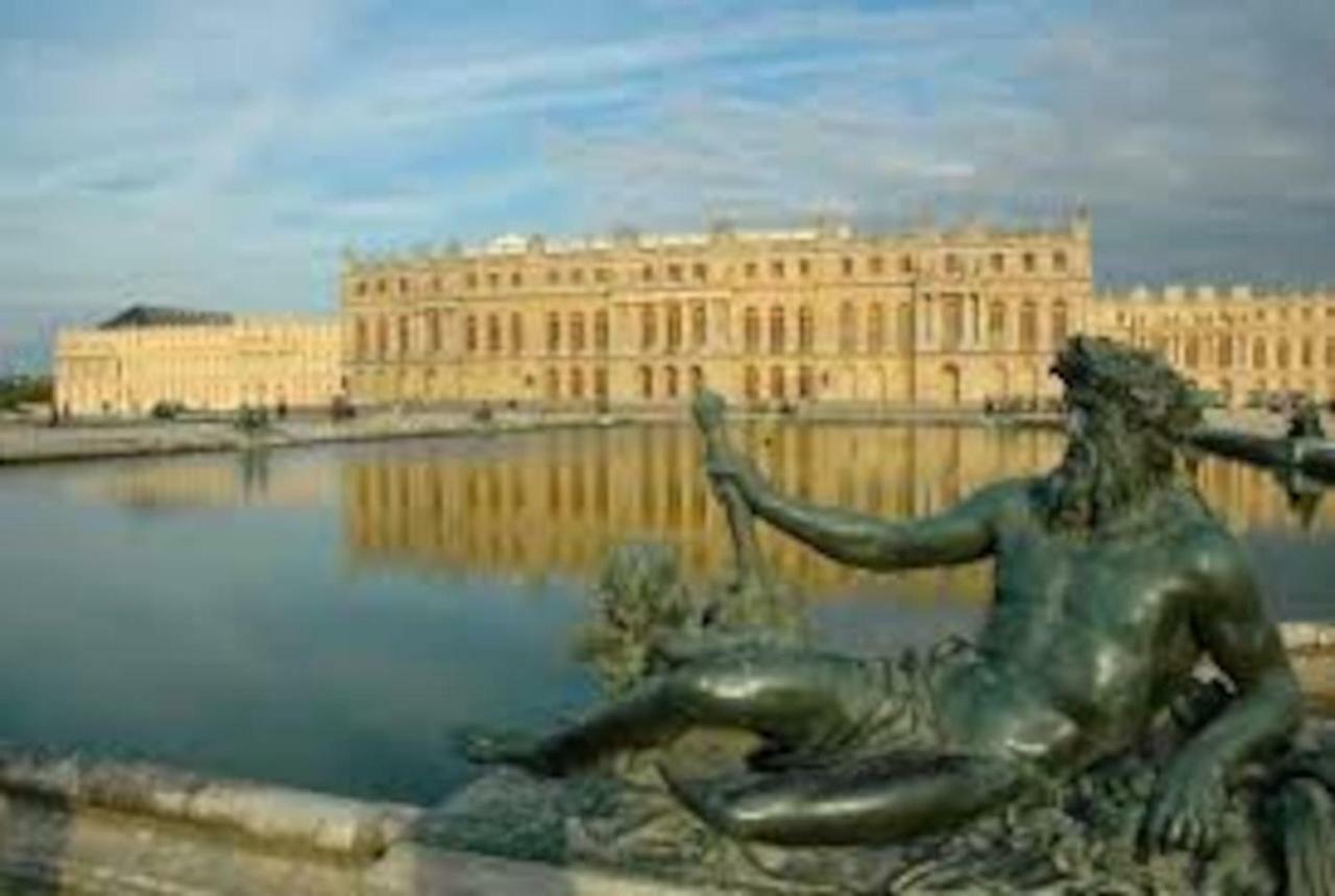 Charmant Studio Equipe Proche Paris Et Versailles Шавиль Экстерьер фото